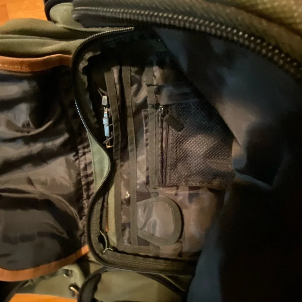 CushionCraft Olive Green Canvas & Brown Leather Backpack for Men